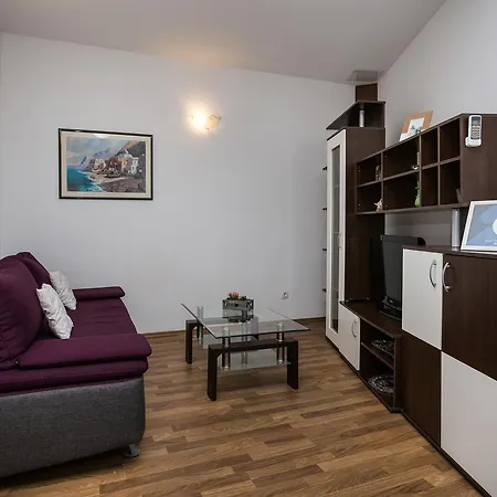 Daire Lidija Split
