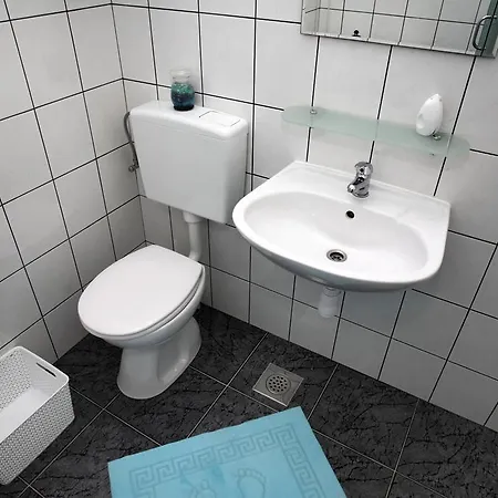 Lidija Apartamento *