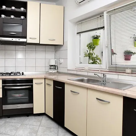 Lidija Apartamento *