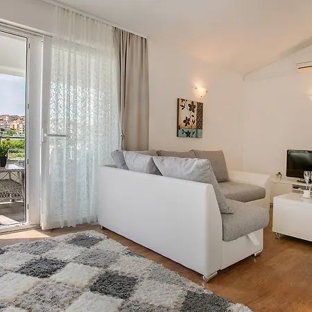 Lidija * スプリト