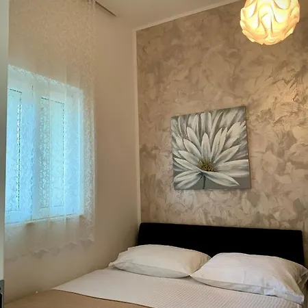 Apartment Lidija